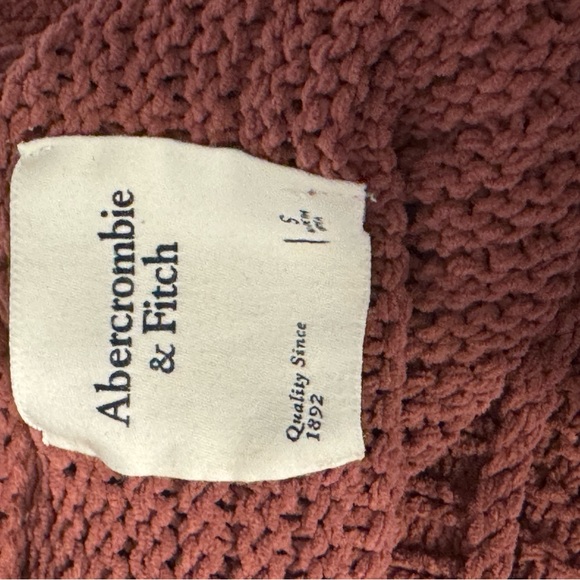 Abercrombie & Fitch Rose Pink Knit Open-Knit Cozy CottageCore Crew Neck Sweater - Picture 6 of 8